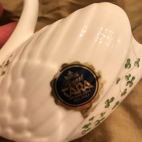 Royal Swan nwt shipped back from UK - Picture 3 of 7